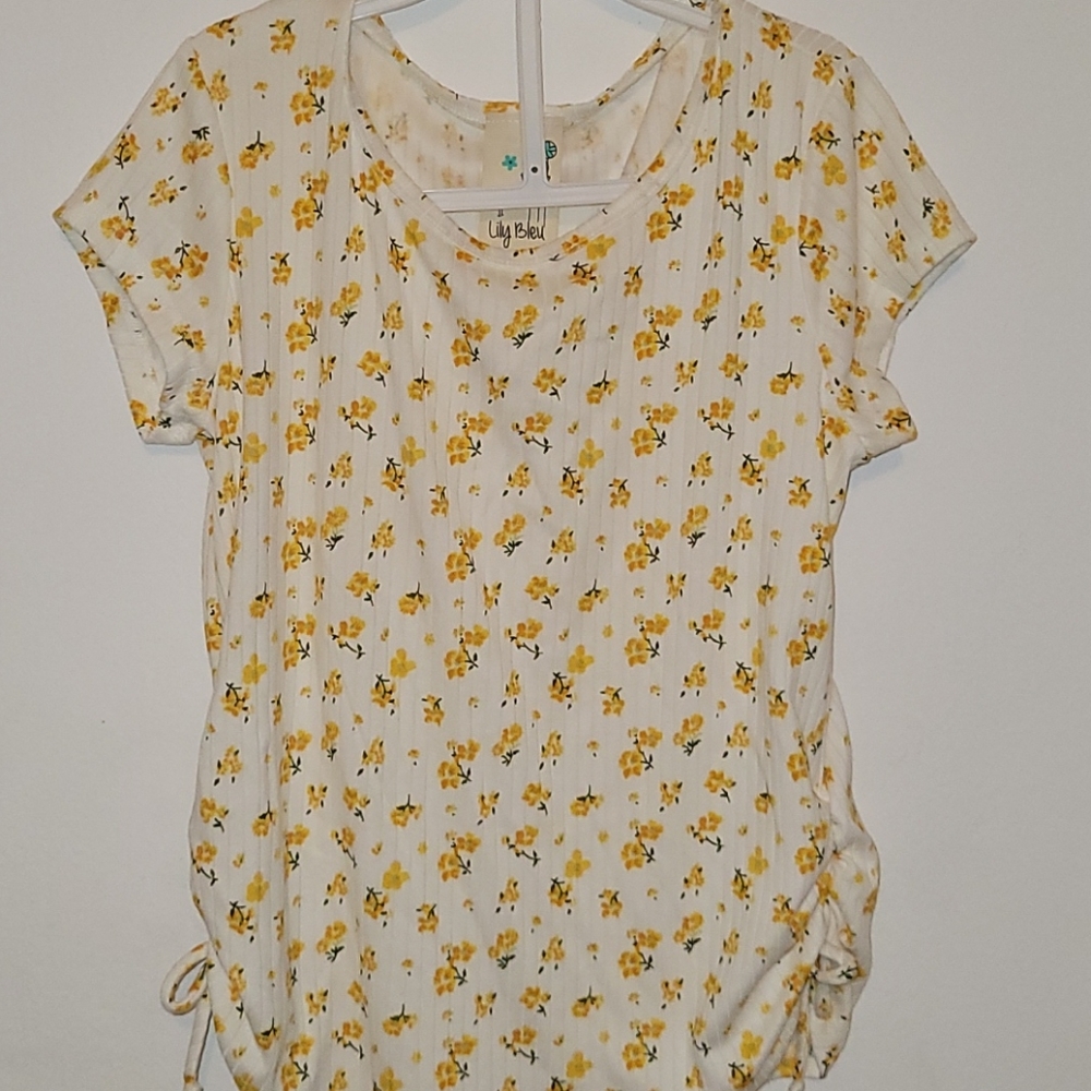 Top - Picture 3 of 3